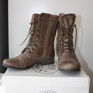 Steve Madden Troopa Stone Lea Combat Boot